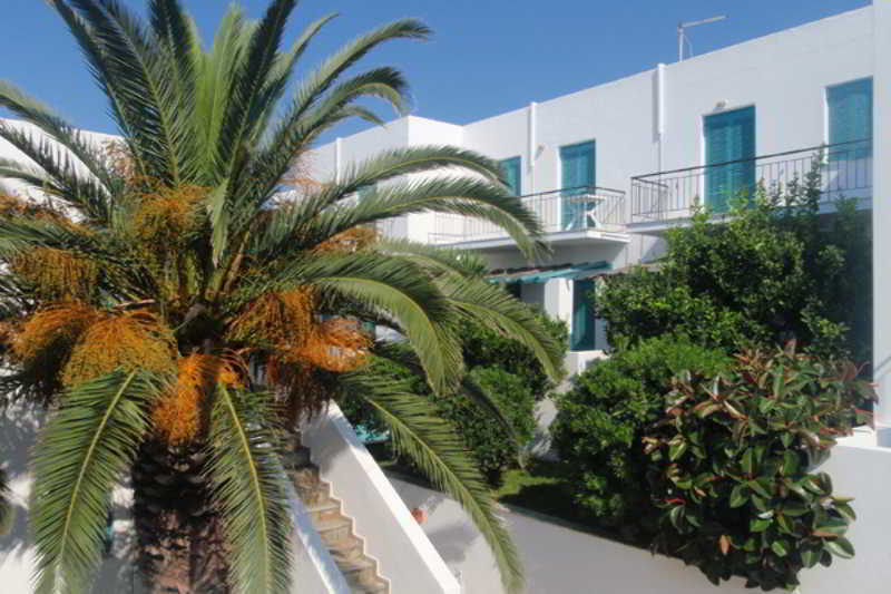 Ostria Hotel & Apartments Gávrio Kültér fotó
