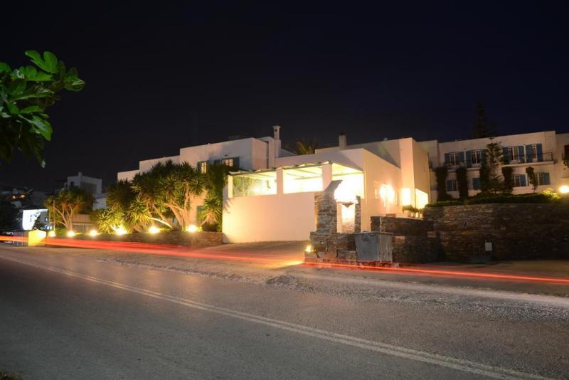 Ostria Hotel & Apartments Gávrio Kültér fotó