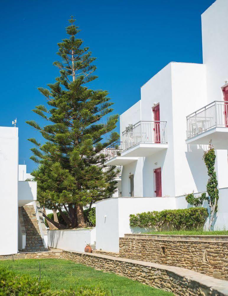 Ostria Hotel & Apartments Gávrio Kültér fotó